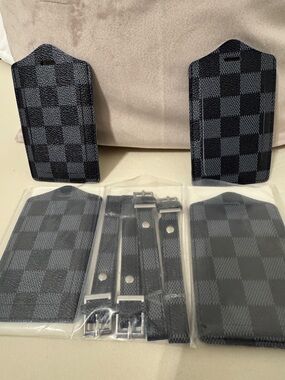 Checkered Luggage Tags and Straps - Black and Gray